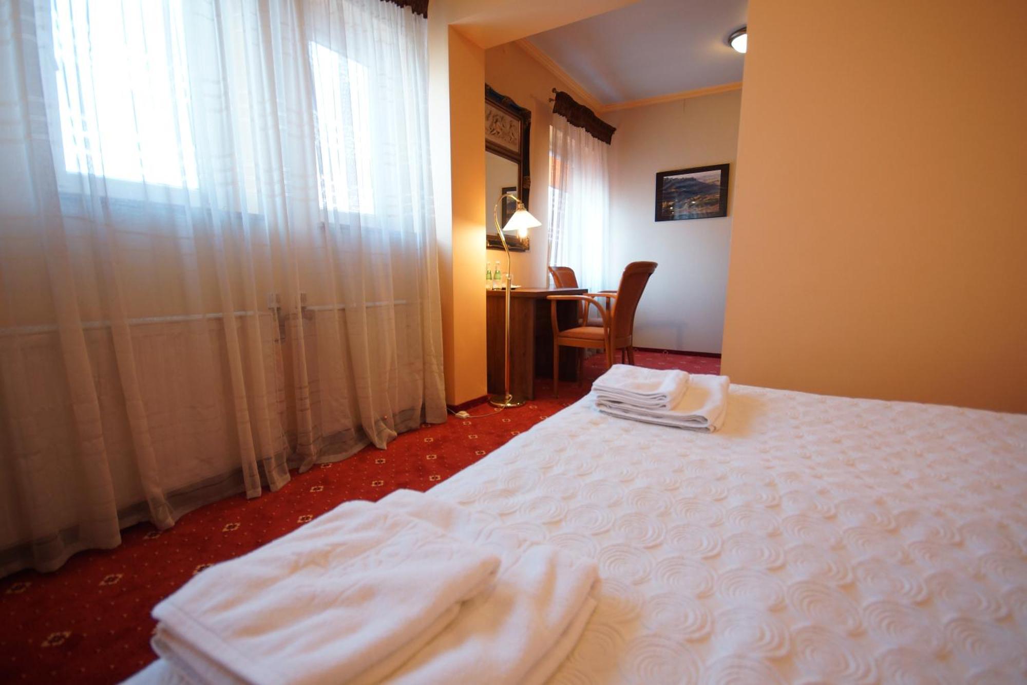Hotel Kozak Chełm Værelse billede
